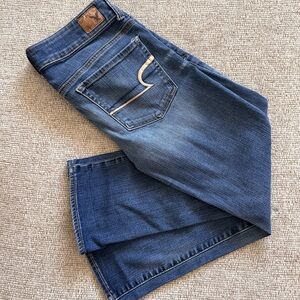 American Eagle Women’s “Artist Crop” Jeans Super Stretch Regular